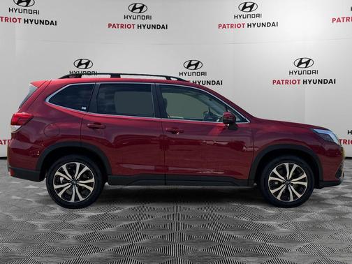 Crimson Red Pearl 2022 Subaru Forester Limited