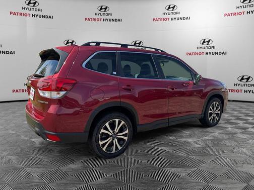 Crimson Red Pearl 2022 Subaru Forester Limited