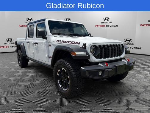 Bright White Clearcoat 2026 Jeep Gladiator Rubicon