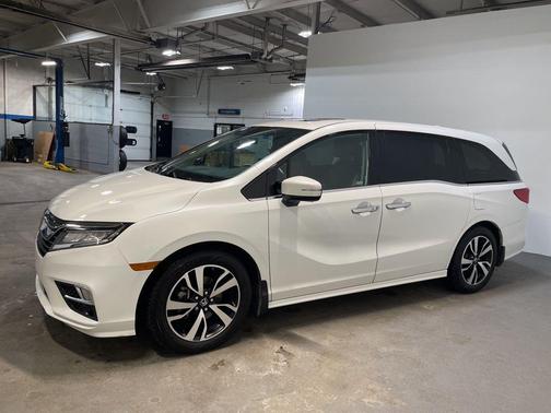 2020 Honda Odyssey Elite