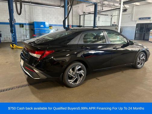 2025 Hyundai ELANTRA Sport
