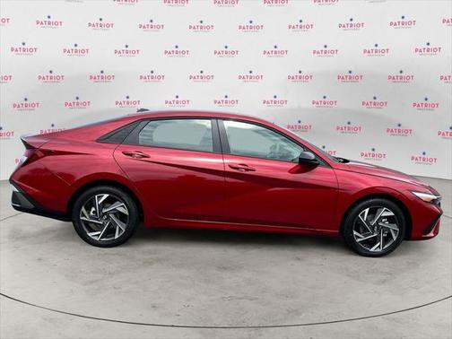 2025 Hyundai ELANTRA Sport