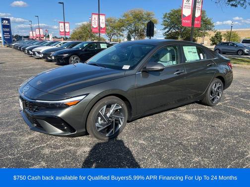 2025 Hyundai ELANTRA Limited