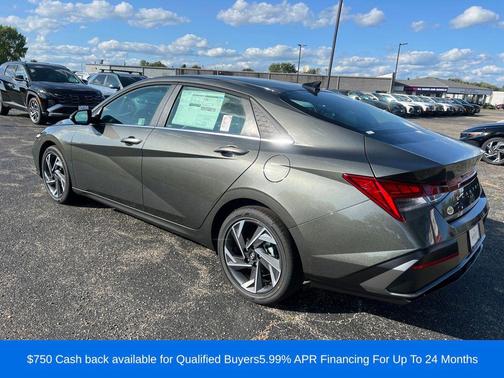 2025 Hyundai ELANTRA Limited