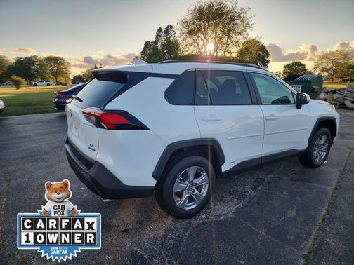 2024 Toyota RAV4 Hybrid LE
