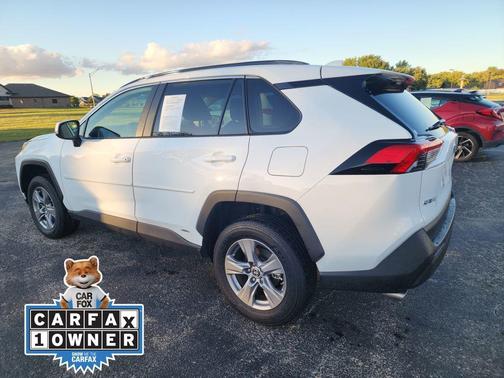 2024 Toyota RAV4 Hybrid LE