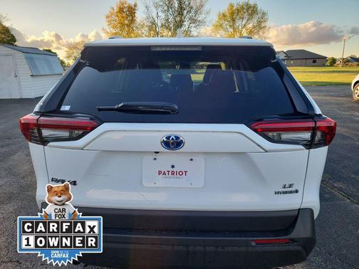 2024 Toyota RAV4 Hybrid LE