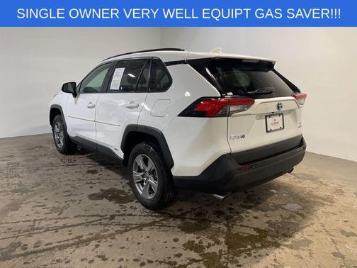 2024 Toyota RAV4 Hybrid LE