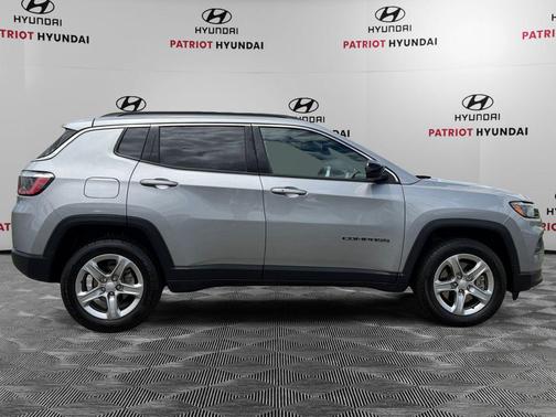 Silver 2024 Jeep Compass Latitude