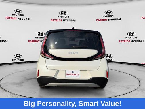 Snow White Pearl 2024 Kia Soul LX