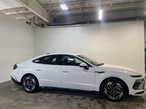 2026 Hyundai SONATA SEL