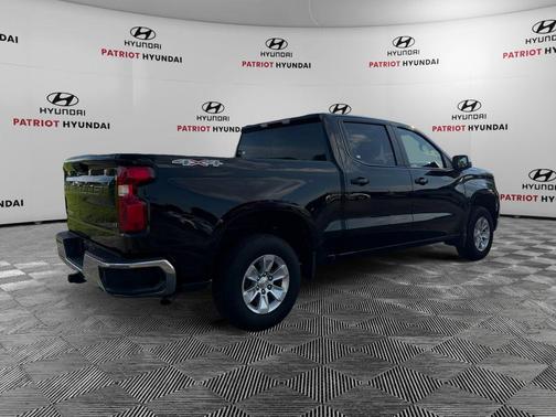 Black 2025 Chevrolet Silverado 1500 LT
