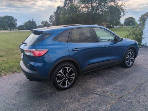 2022 Ford Escape SE