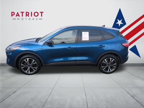 2022 Ford Escape SE