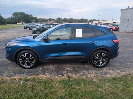 2022 Ford Escape SE
