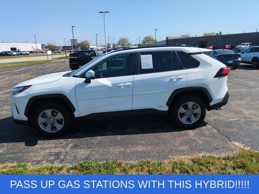2024 Toyota RAV4 Hybrid LE