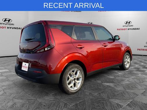 Mars Orange 2022 Kia Soul LX