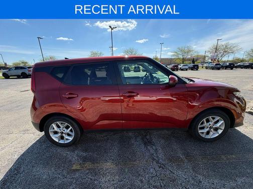 Mars Orange 2022 Kia Soul LX