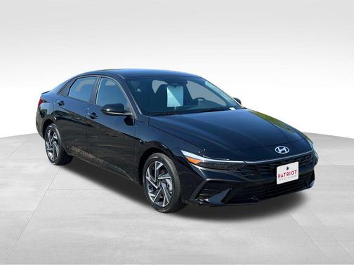 2025 Hyundai ELANTRA HEV SEL Sport