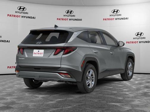 Hampton Gray 2026 Hyundai TUCSON SE