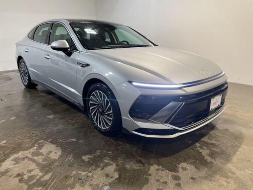 2026 Hyundai SONATA Hybrid SE