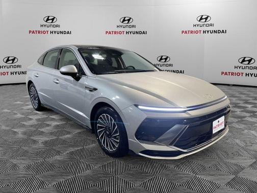 2026 Hyundai SONATA Hybrid SE