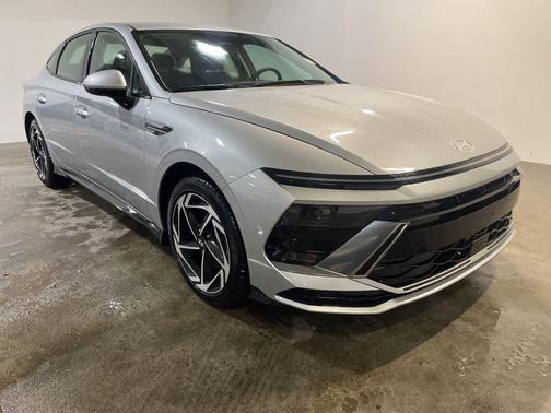 2026 Hyundai SONATA SEL