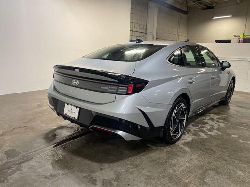 2026 Hyundai SONATA SEL