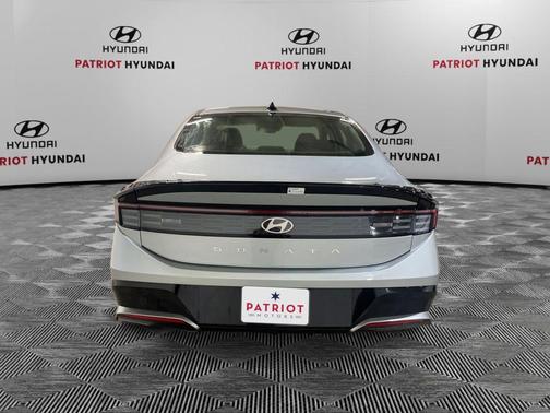 2026 Hyundai SONATA SEL