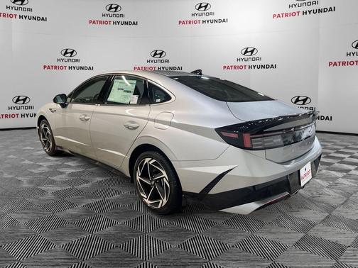 2026 Hyundai SONATA SEL