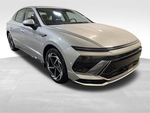 2026 Hyundai SONATA SEL