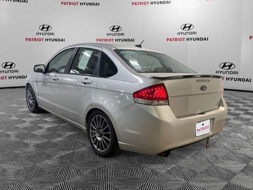 2010 Ford Focus SES