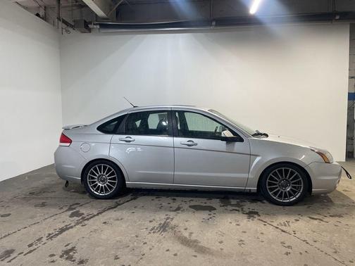 2010 Ford Focus SES