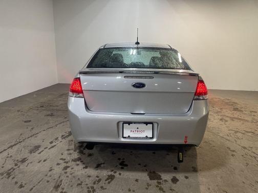 2010 Ford Focus SES