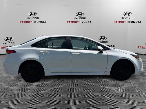 Super White 2021 Toyota Corolla LE