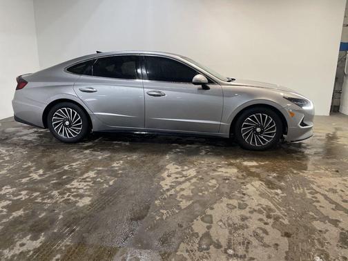 2021 Hyundai SONATA Limited 2.0T