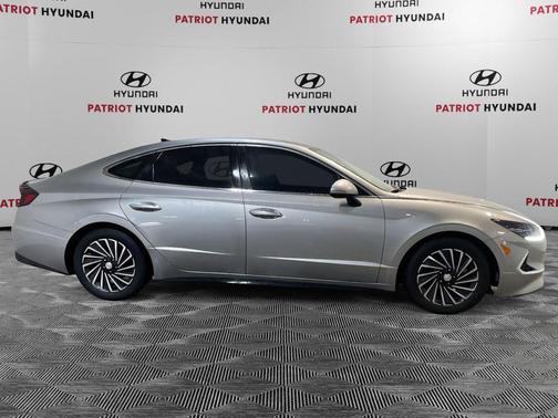 2021 Hyundai SONATA Limited 2.0T