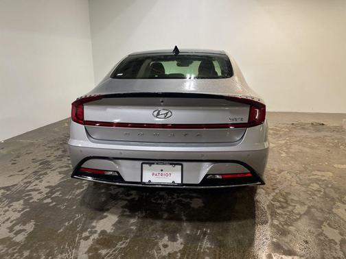2021 Hyundai SONATA Limited 2.0T