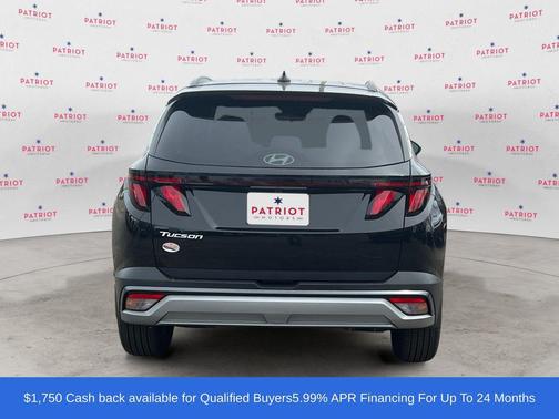 2025 Hyundai TUCSON SEL