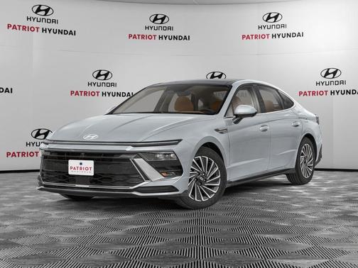 Aero Silver 2026 Hyundai SONATA Hybrid Limited