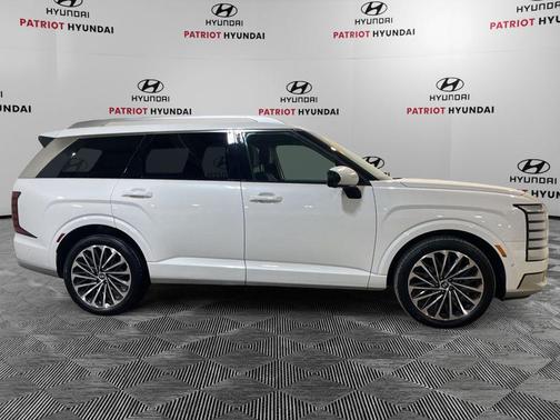 Creamy White Pearl 2026 Hyundai PALISADE Calligraphy