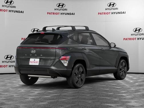 Ecotronic Gray Pearl 2027 Hyundai KONA SEL Sport