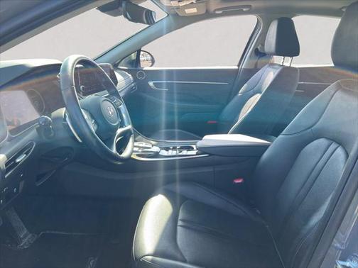2022 Hyundai SONATA Limited