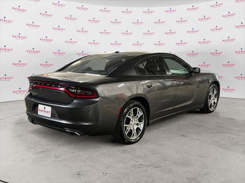 2015 Dodge Charger SE