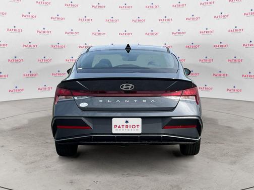 2025 Hyundai ELANTRA Sport