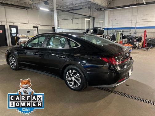 2021 Hyundai SONATA Blue