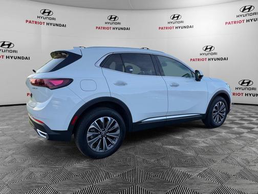 Summit White 2024 Buick Envision Preferred AWD