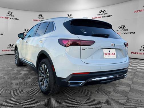 Summit White 2024 Buick Envision Preferred AWD