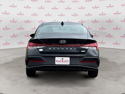 2025 Hyundai ELANTRA HEV Blue