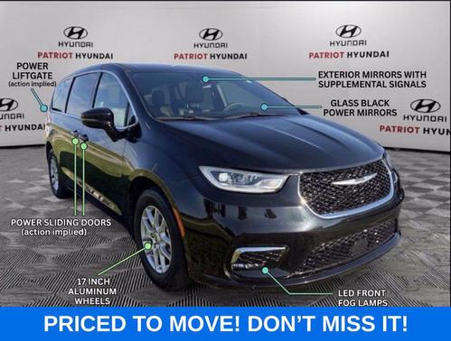 Diamond Black Crystal Pearlcoat 2025 Chrysler Pacifica L